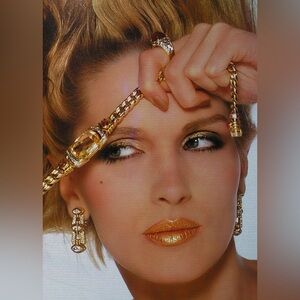 🎄💕🎀💝💕Unlisted Vintage and Designer Jewelry Life Auction! @AdrianCo555 Posh Show!